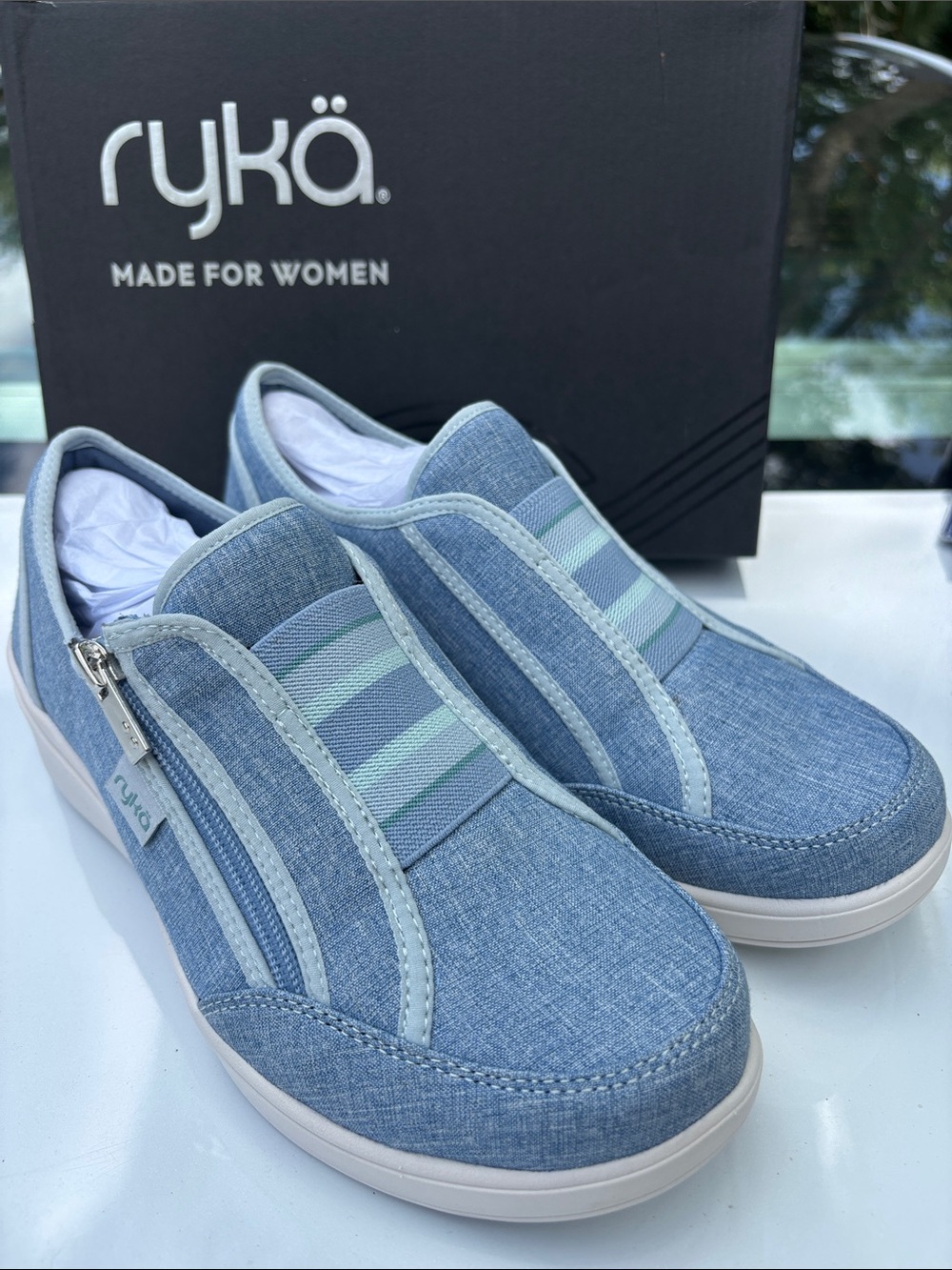 NWB 7wide Ryka Women's Slip-On Sneakers in Light blue w/ light green Stripes